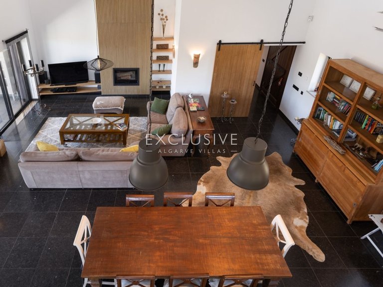 Villa for Sale in Carvoeiro, Algarve 25