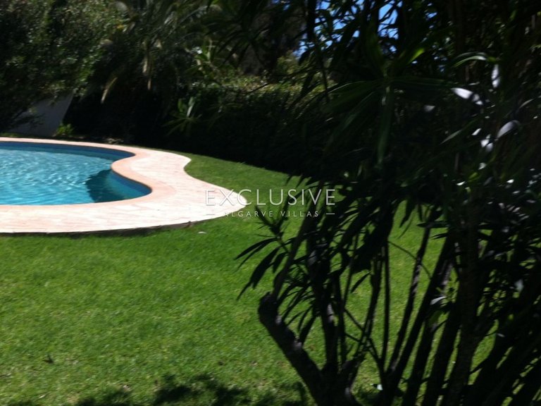 Villa for Sale in PortimÃo, Algarve 16
