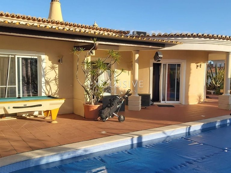 Villa for Sale in Carvoeiro, Algarve 22