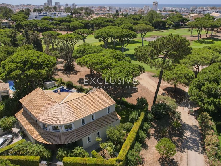 Villa for Sale in Vilamoura, Algarve 2