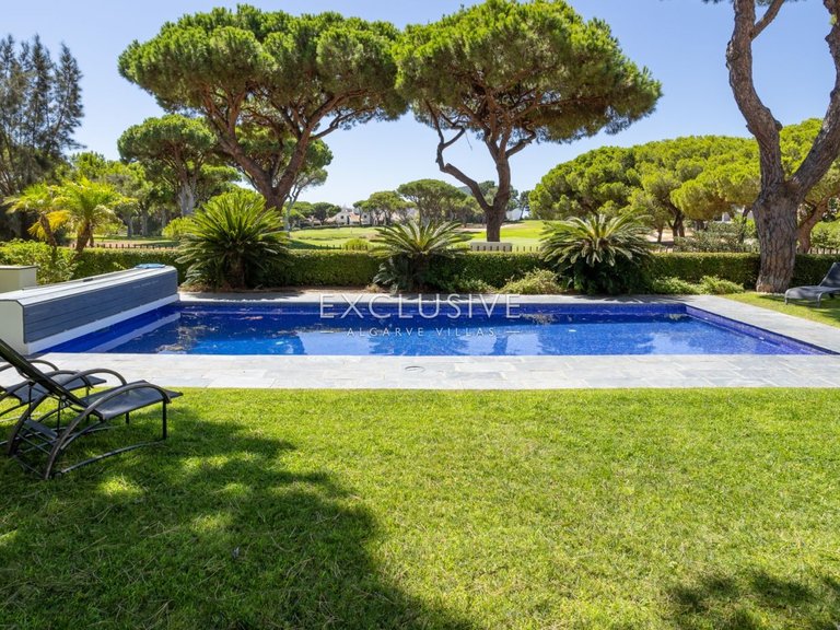 Villa for Sale in Vilamoura, Algarve 3
