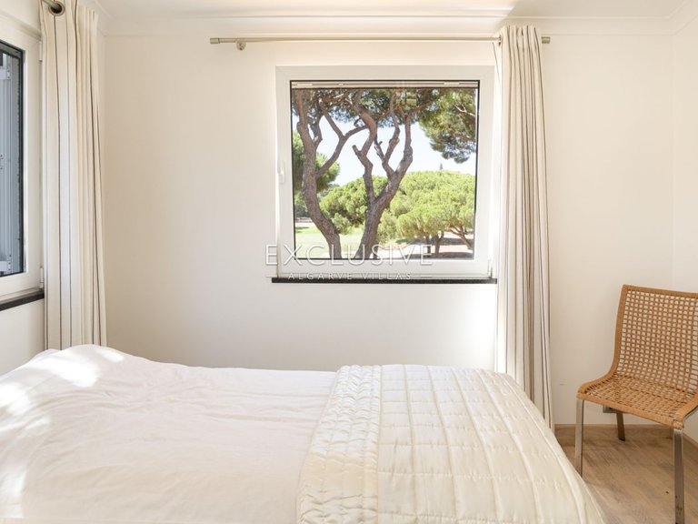 Villa for Sale in Vilamoura, Algarve 19