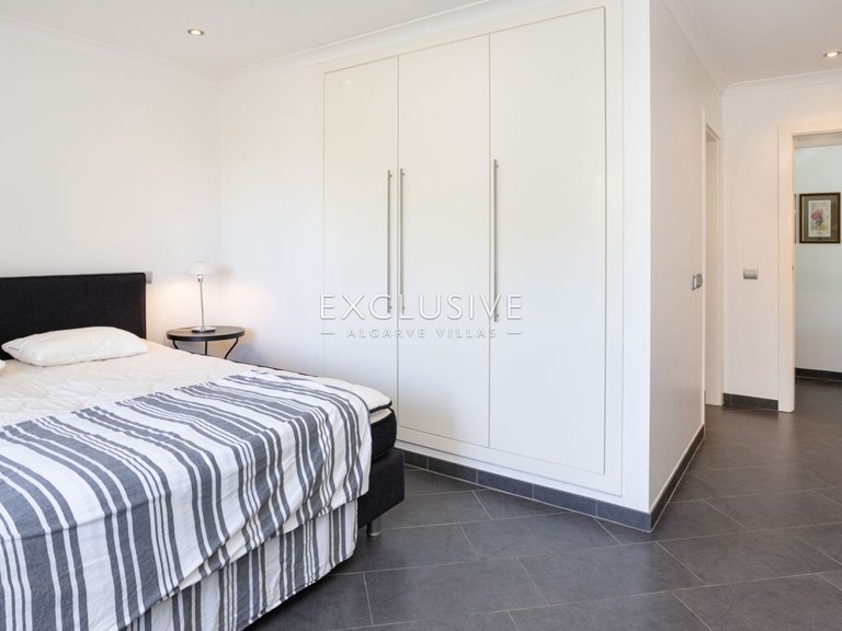 Villa for Sale in Vilamoura, Algarve 13