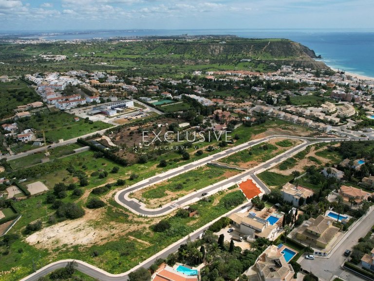 Plot for Sale in Praia Da Luz, Algarve 19