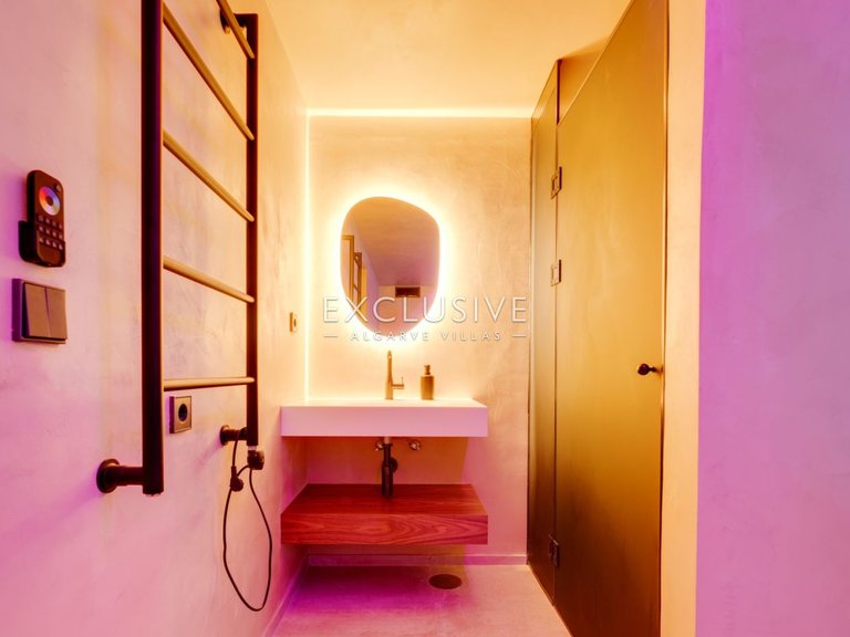 Villa for Sale in Gale, Algarve 17