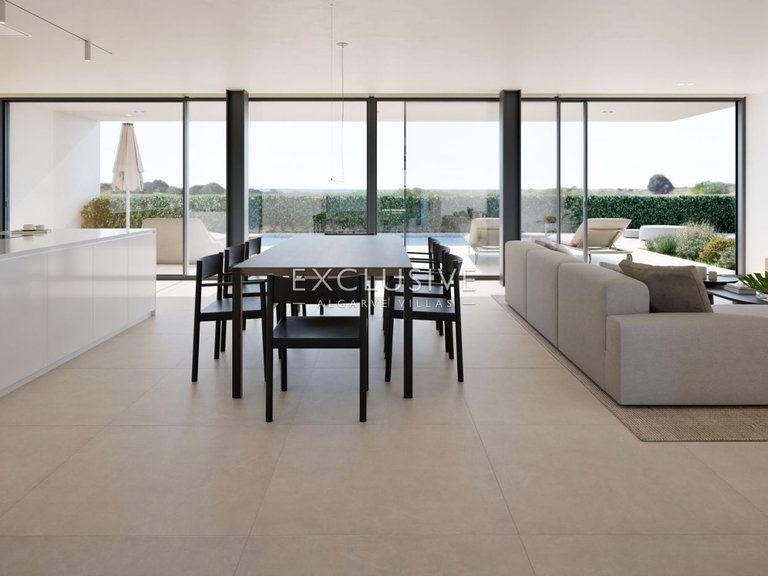 Villa for Sale in Lagos, Algarve 10