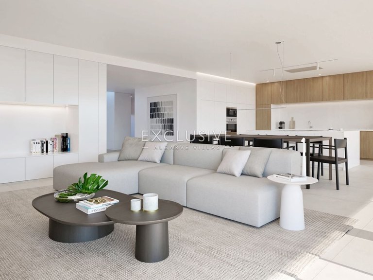 Villa for Sale in Lagos, Algarve 12