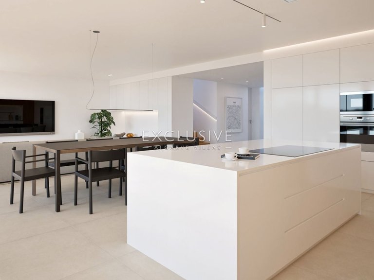 Villa for Sale in Lagos, Algarve 8