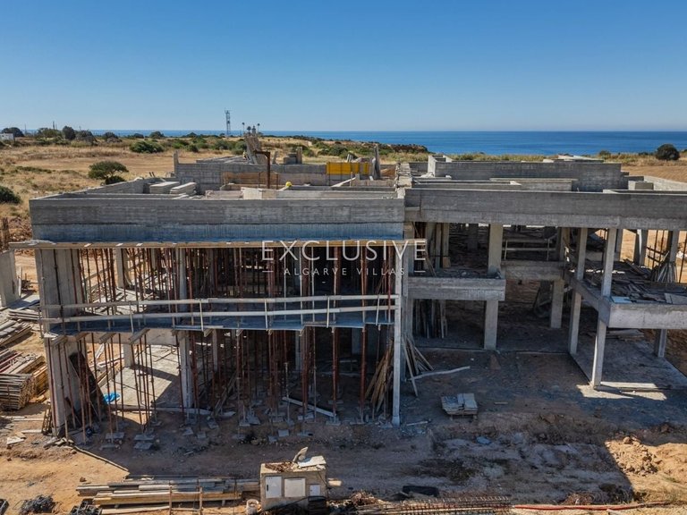 Villa for Sale in Lagos, Algarve 5