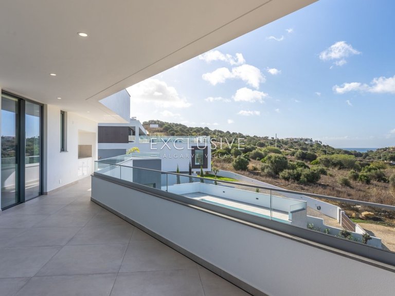 Villa for Sale in Lagos, Algarve 5