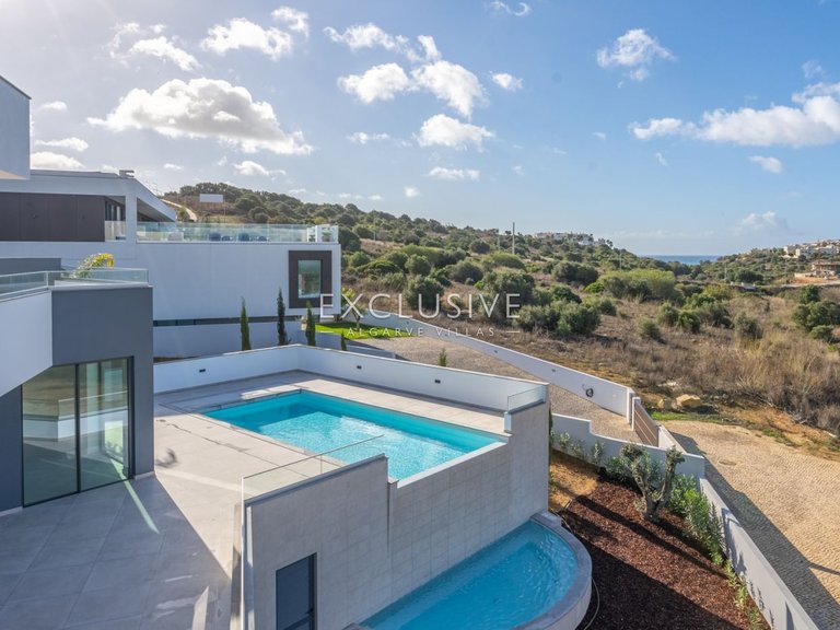 Villa for Sale in Lagos, Algarve 2