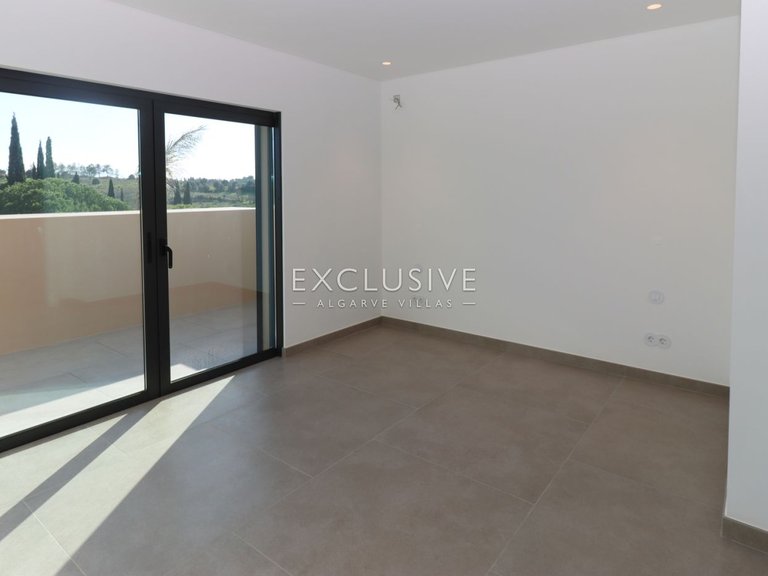 Villa for Sale in Carvoeiro, Algarve 20