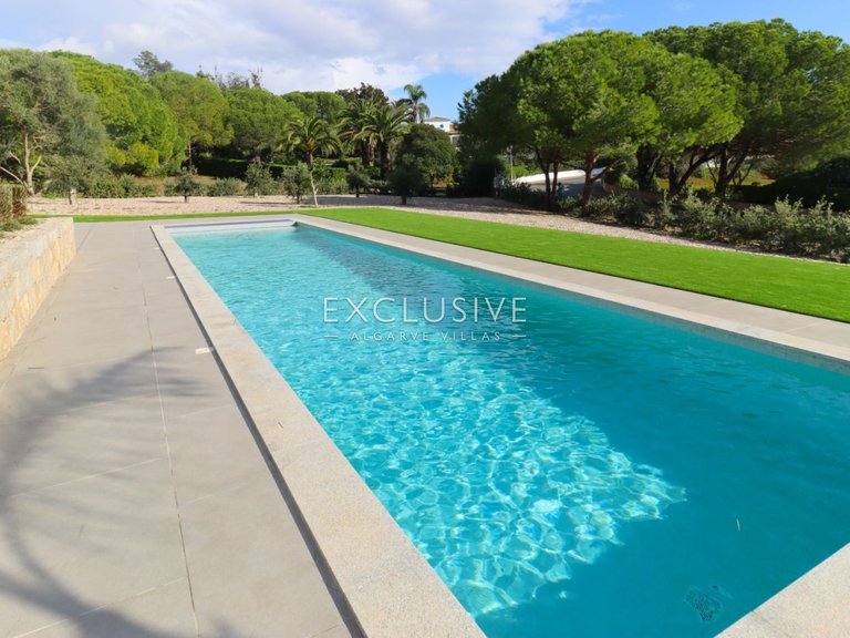 Villa for Sale in Carvoeiro, Algarve 29