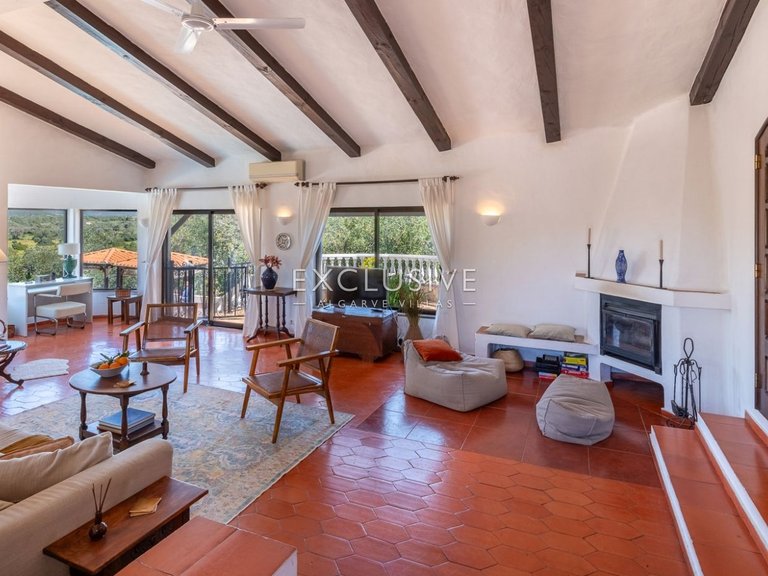 Villa for Sale in Alvor, Algarve 4