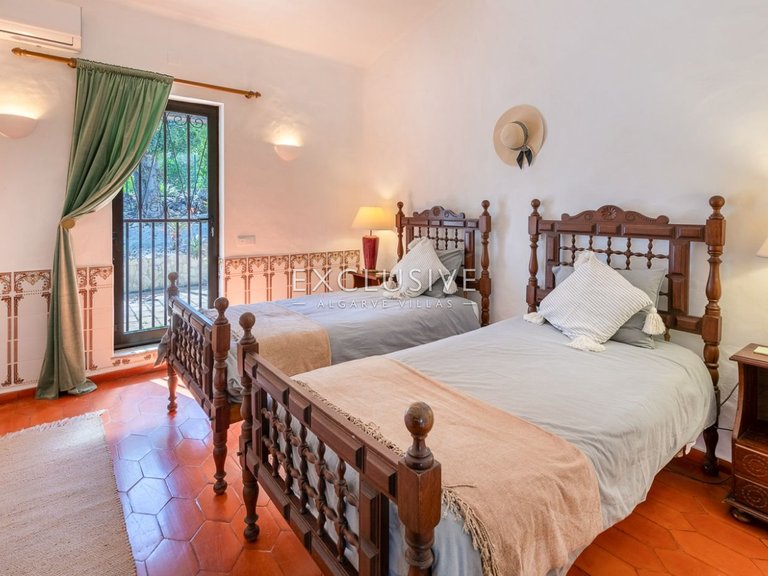 Villa for Sale in Alvor, Algarve 12