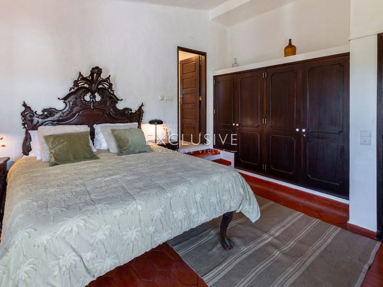 Villa for Sale in Alvor, Algarve 15