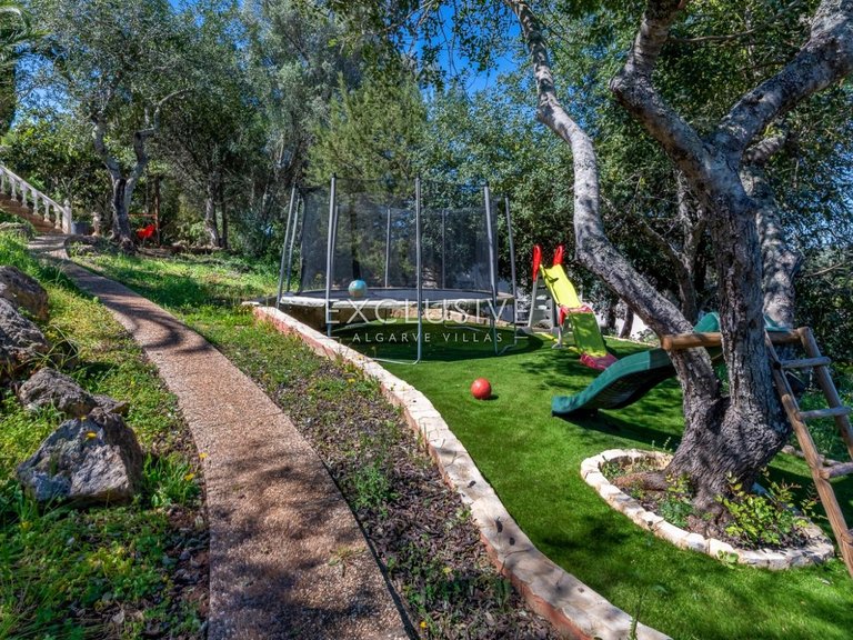 Villa for Sale in Alvor, Algarve 22