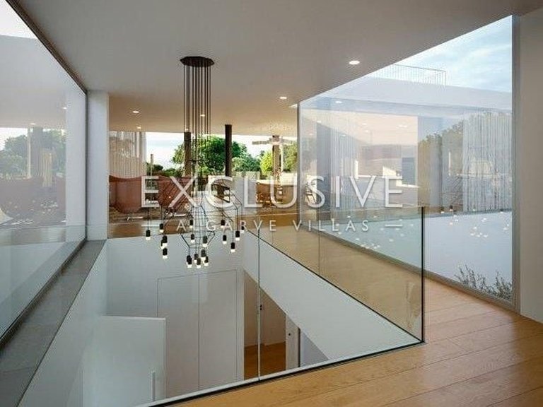 Villa for Sale in Lagos, Algarve 8