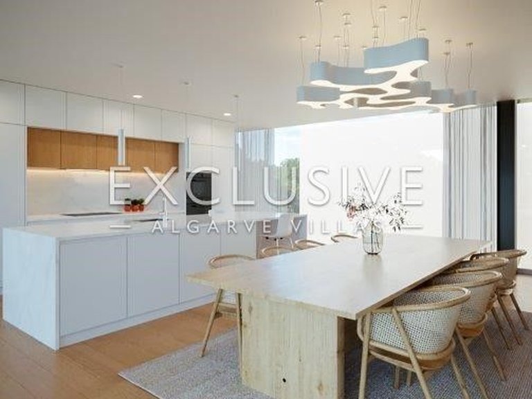 Villa for Sale in Lagos, Algarve 3