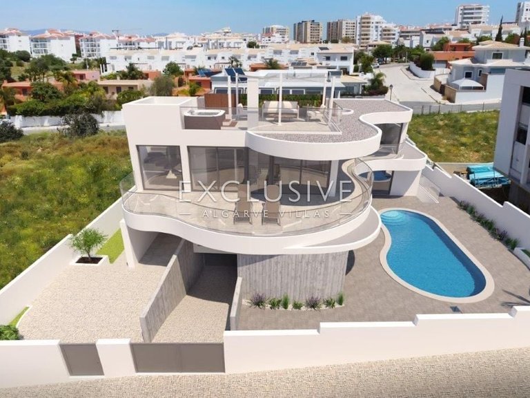 Villa for Sale in Lagos, Algarve 1