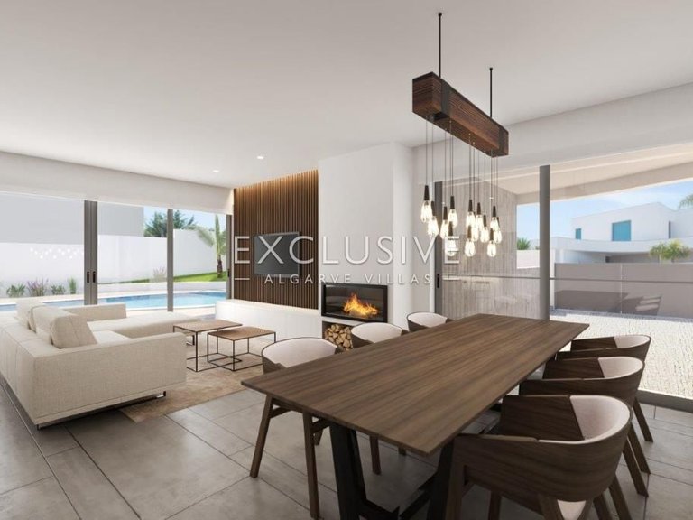 Villa for Sale in Lagos, Algarve 4