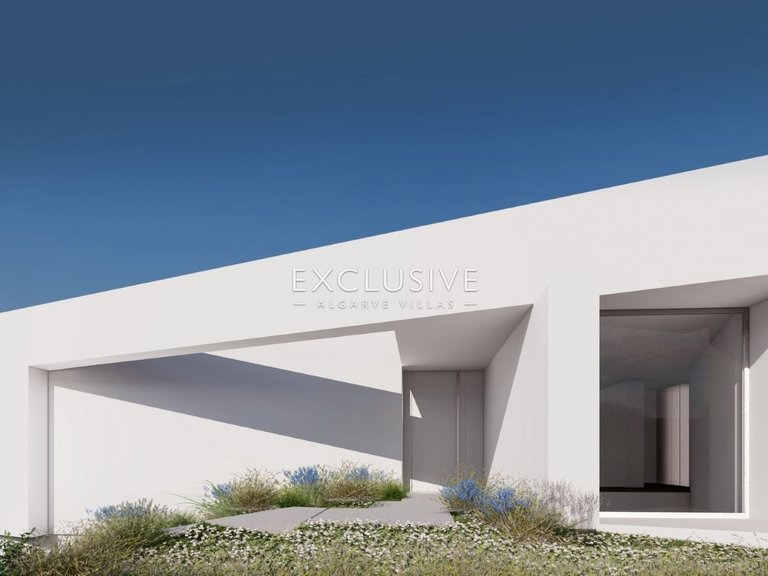 Villa for Sale in Praia Da Luz, Algarve 2