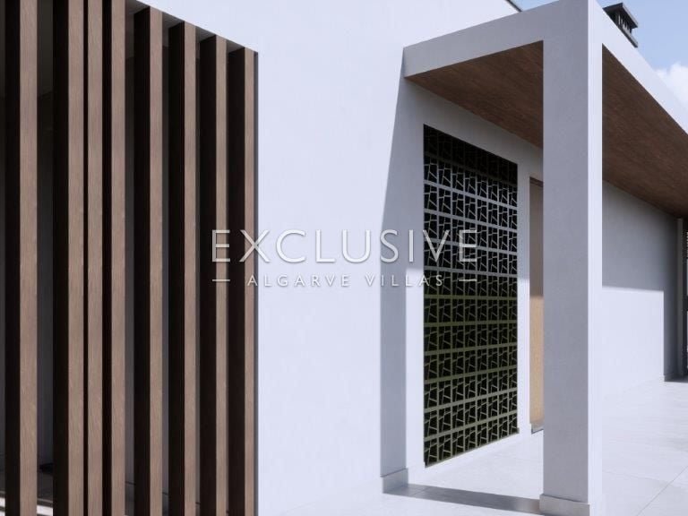 Villa for Sale in Praia Da Luz, Algarve 8