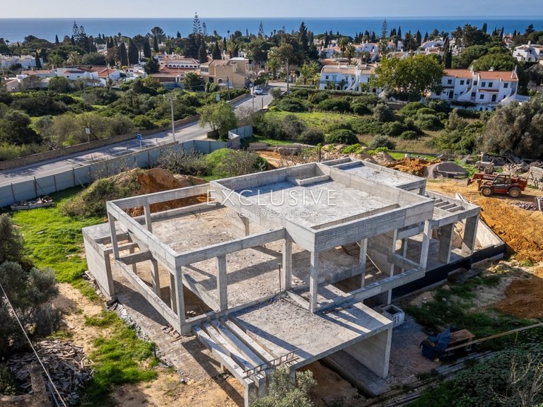 Villa for Sale in Carvoeiro, Algarve 27