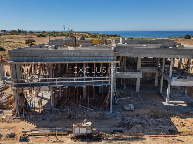 Villa for Sale in Lagos, Algarve 24