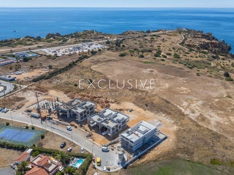 Villa for Sale in Lagos, Algarve 2
