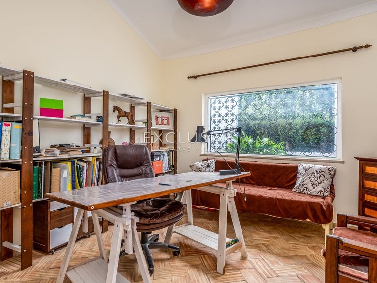 Villa for Sale in Carvoeiro, Algarve 10