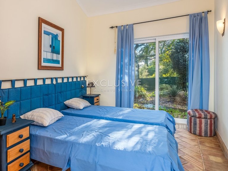 Villa for Sale in Carvoeiro, Algarve 13