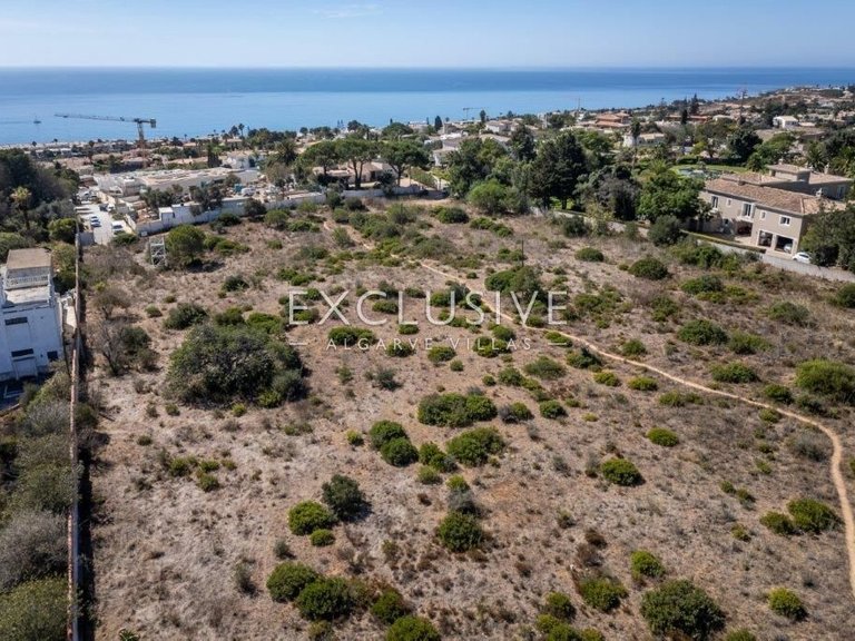 Plot for Sale in Praia Da Luz, Algarve 26