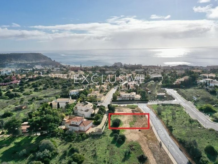 Plot for Sale in Praia Da Luz, Algarve 25
