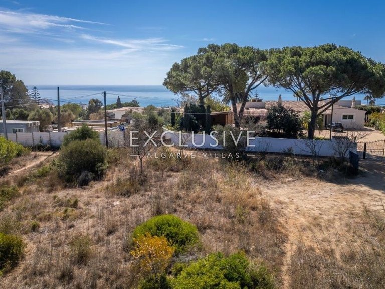 Plot for Sale in Praia Da Luz, Algarve 19