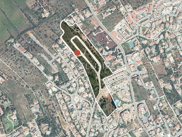 Plot for Sale in Praia Da Luz, Algarve 17