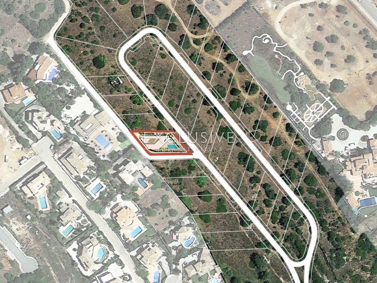 Plot for Sale in Praia Da Luz, Algarve 16
