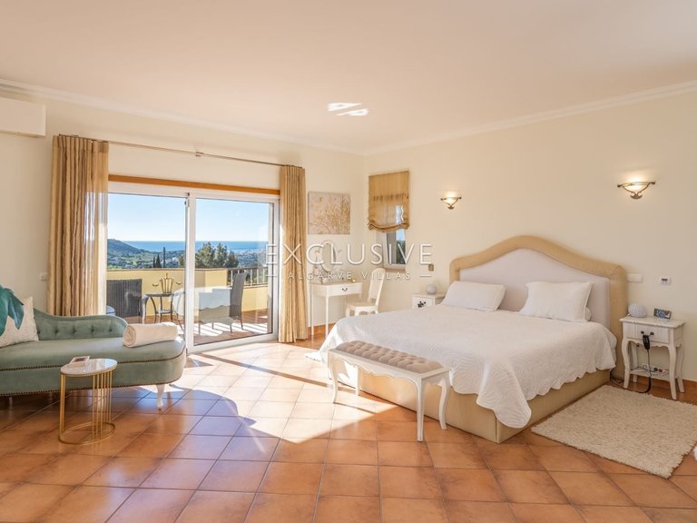 Villa for Sale in Praia Da Luz, Algarve 9