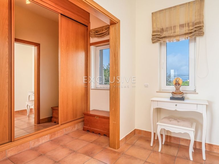 Villa for Sale in Praia Da Luz, Algarve 11