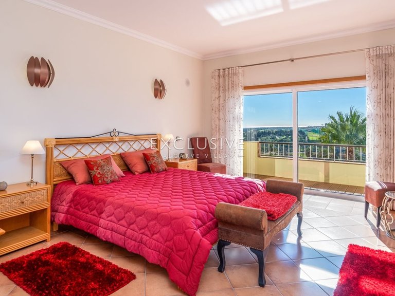 Villa for Sale in Praia Da Luz, Algarve 13