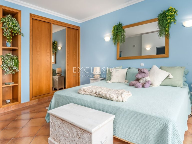 Villa for Sale in Praia Da Luz, Algarve 15