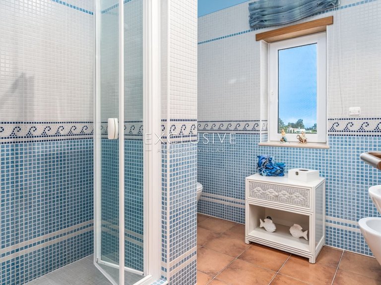 Villa for Sale in Praia Da Luz, Algarve 16