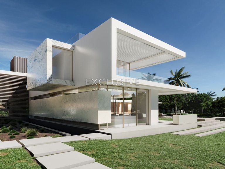 Villa for Sale in Almancil, Algarve 3