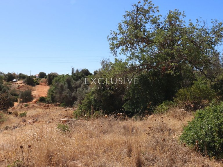 Villa for Sale in ArmaÇÃo De Pera, Algarve 17