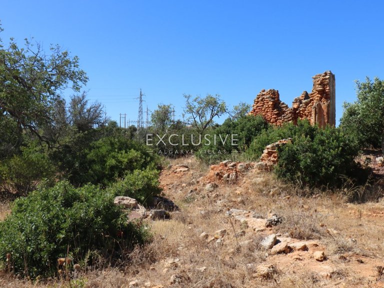 Villa for Sale in ArmaÇÃo De Pera, Algarve 31