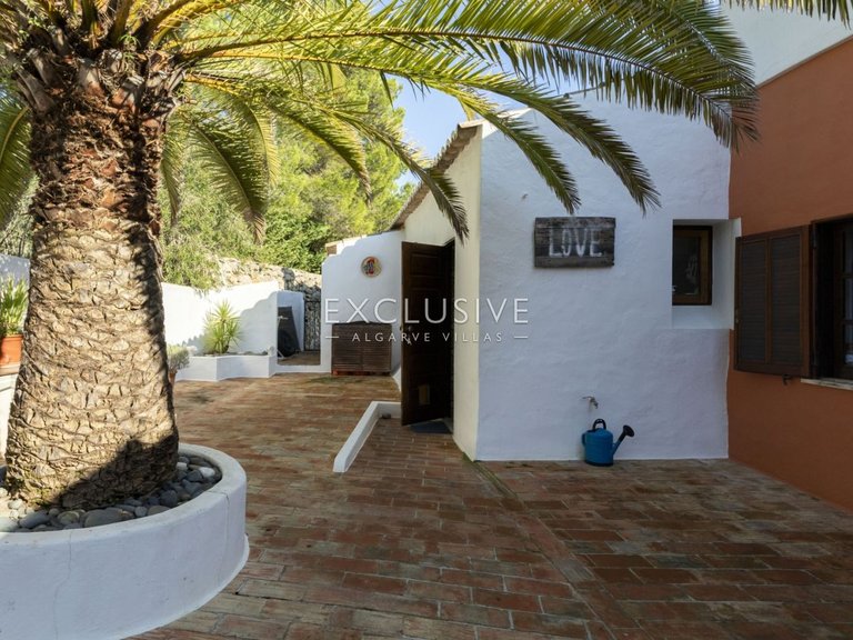 Villa for Sale in Carvoeiro, Algarve 25