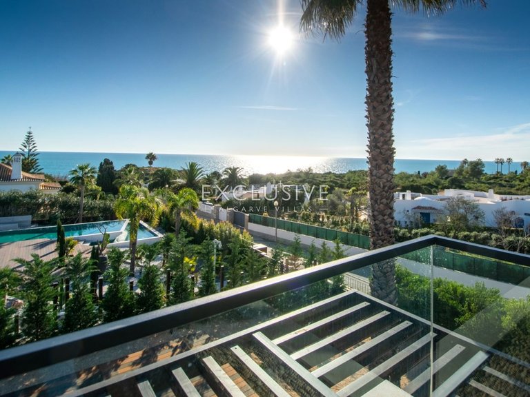 Villa for Sale in Carvoeiro, Algarve 27