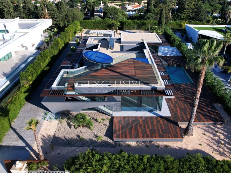Villa for Sale in Carvoeiro, Algarve 28