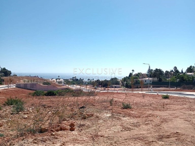 Plot for Sale in Praia Da Luz, Algarve 5