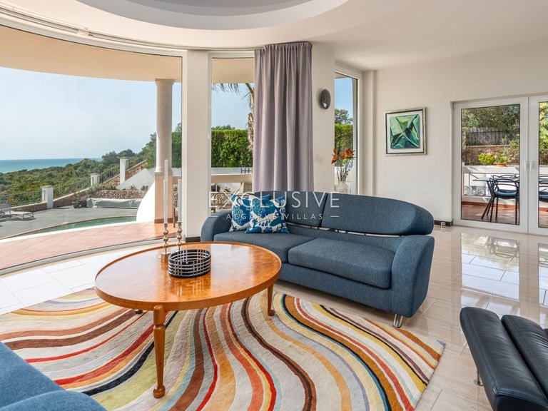 Villa for Sale in Carvoeiro, Algarve 6